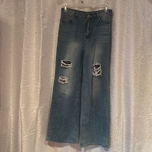 Wide leg ripped jeans